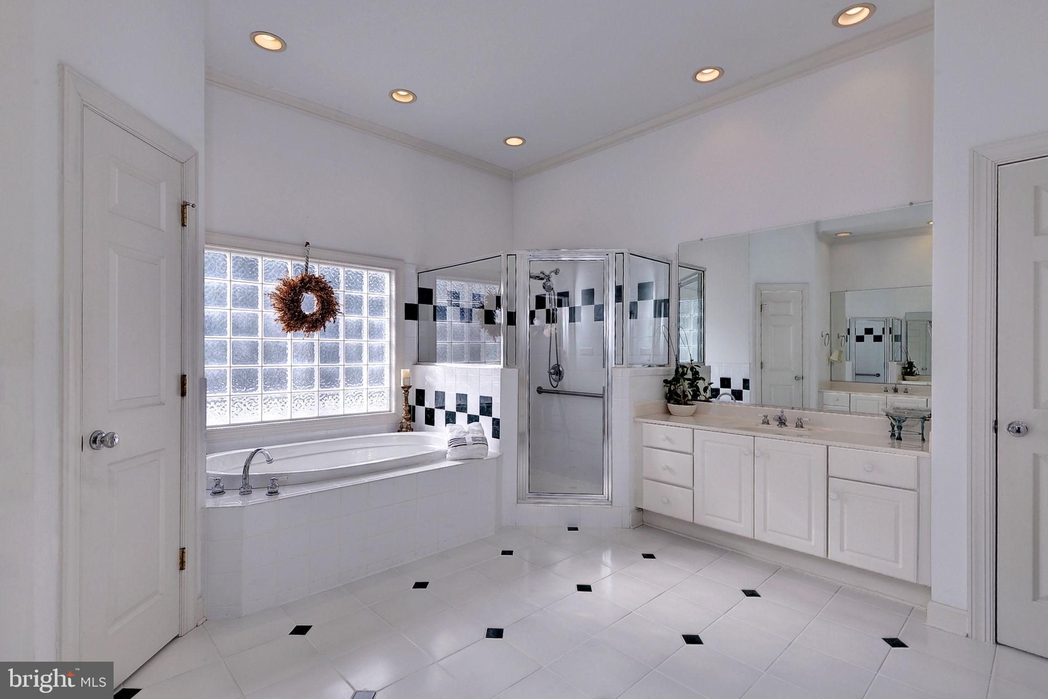 FORD'S COLONY - Residential