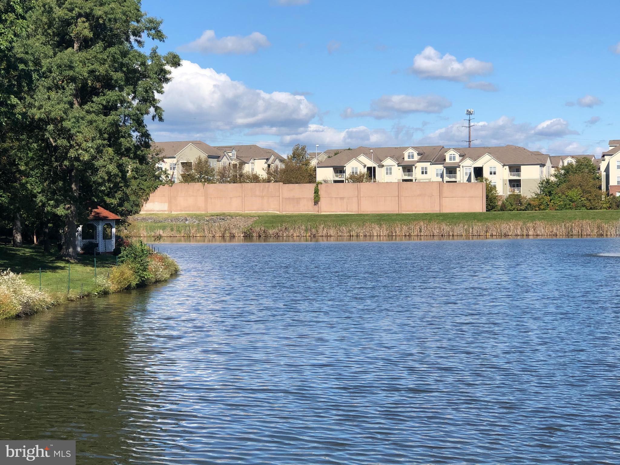 EDGEWATER AT TOWN CENTER - Residential Lease