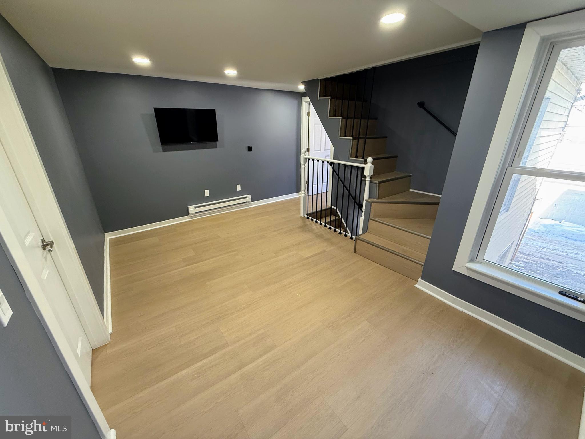 NONE AVAILABEL - Residential