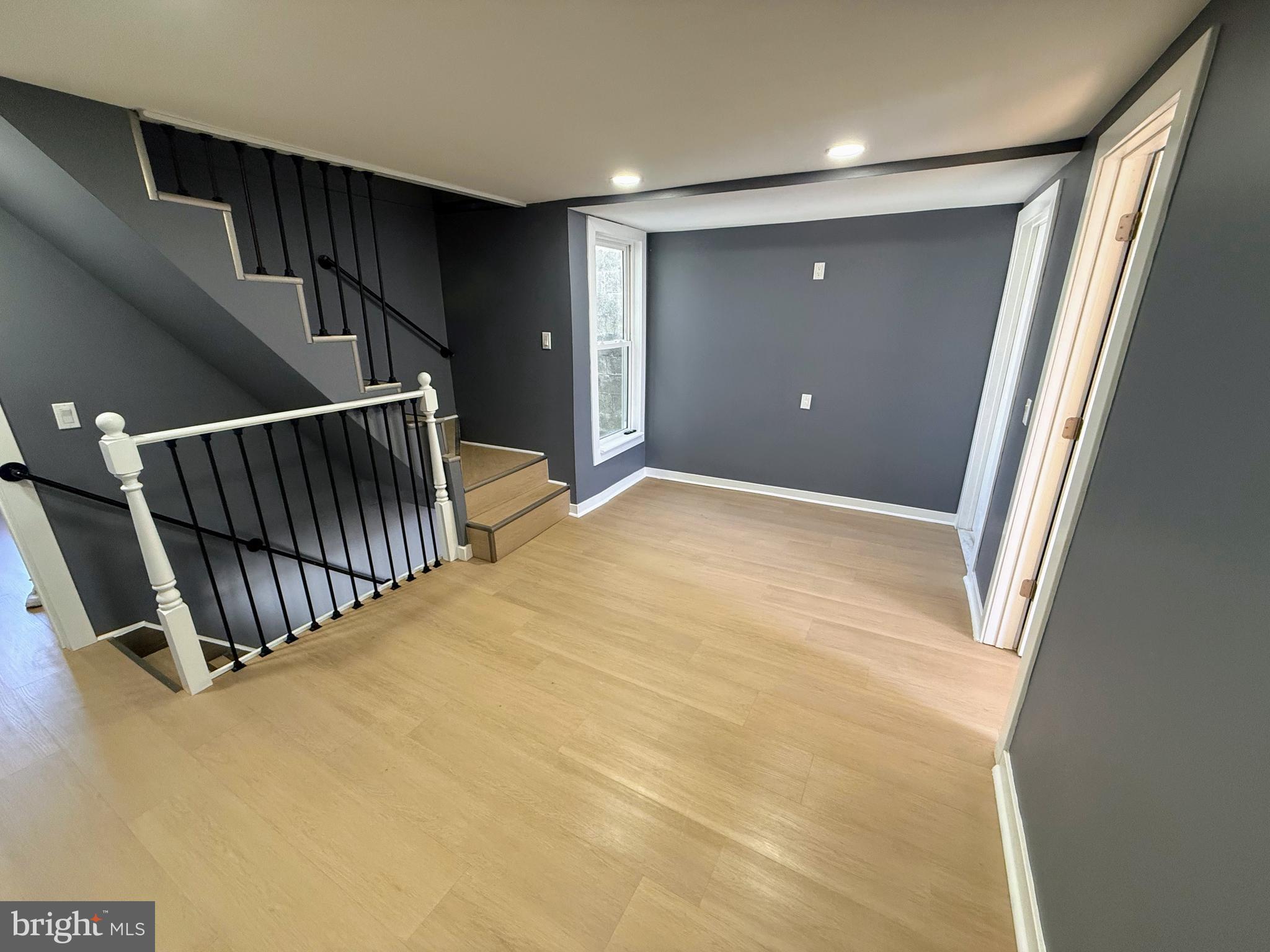 NONE AVAILABEL - Residential