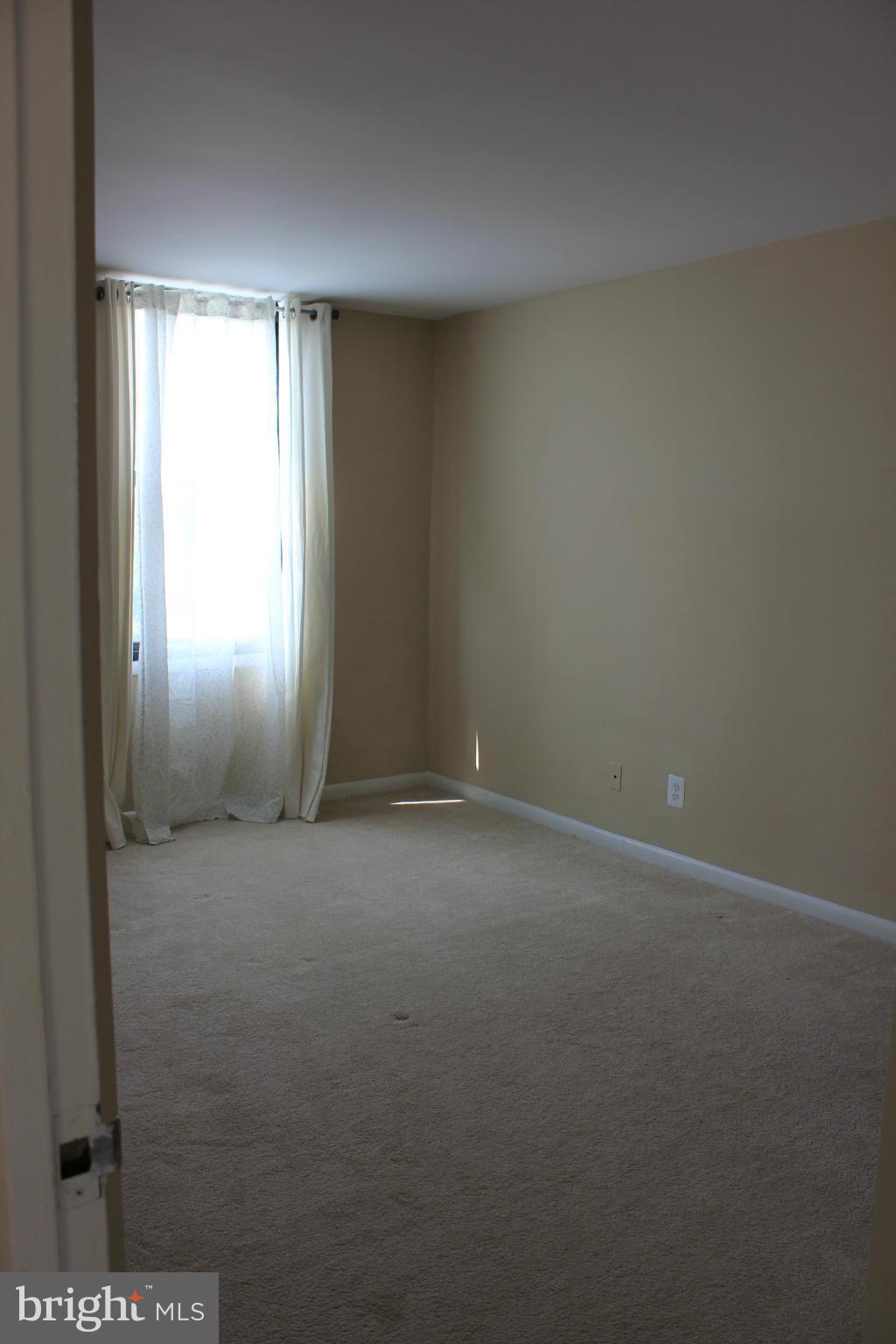 FORTY SIX HUNDRED - Residential Lease