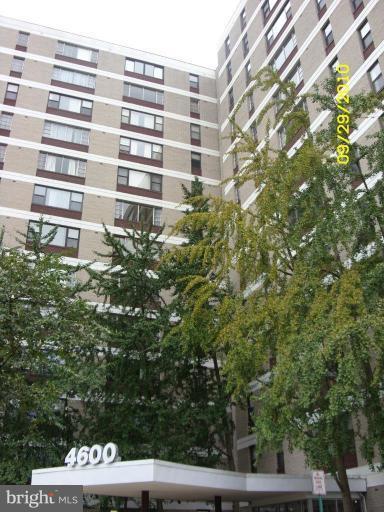 FORTY SIX HUNDRED - Residential Lease