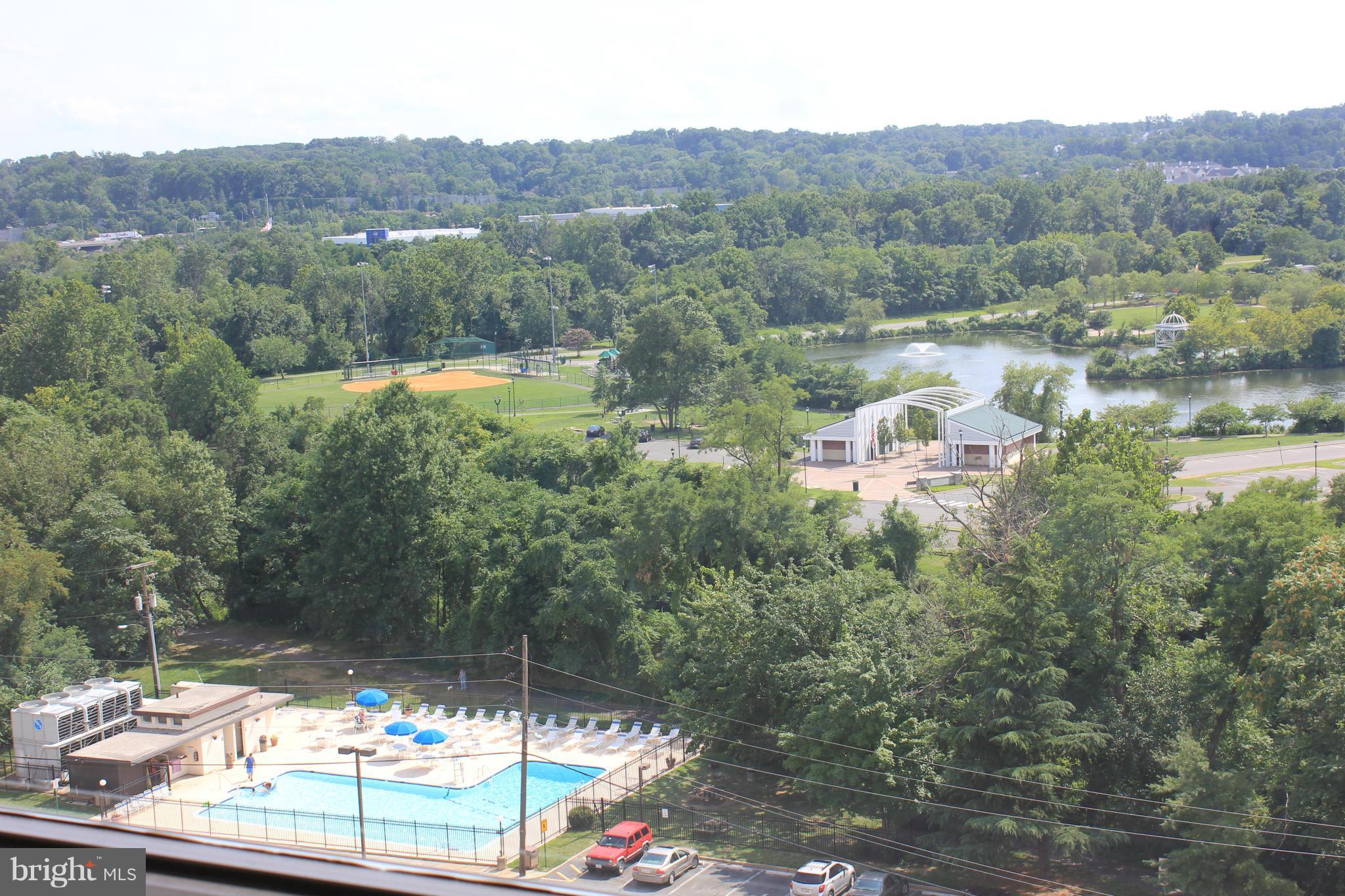 FORTY SIX HUNDRED - Residential Lease