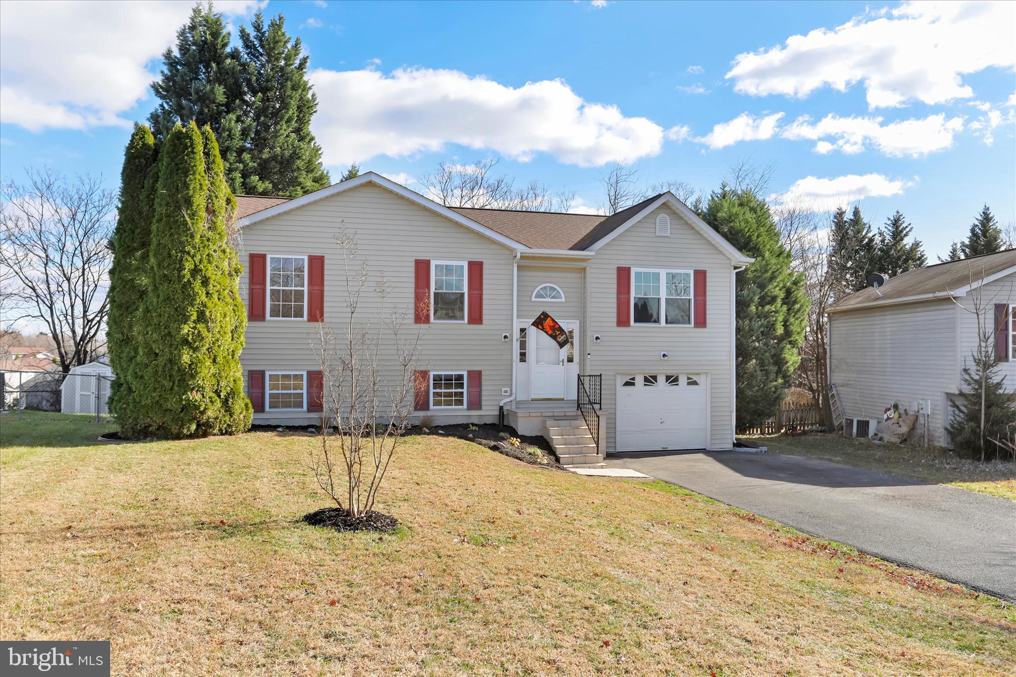 WILDFLOWER RIDGE - Residential