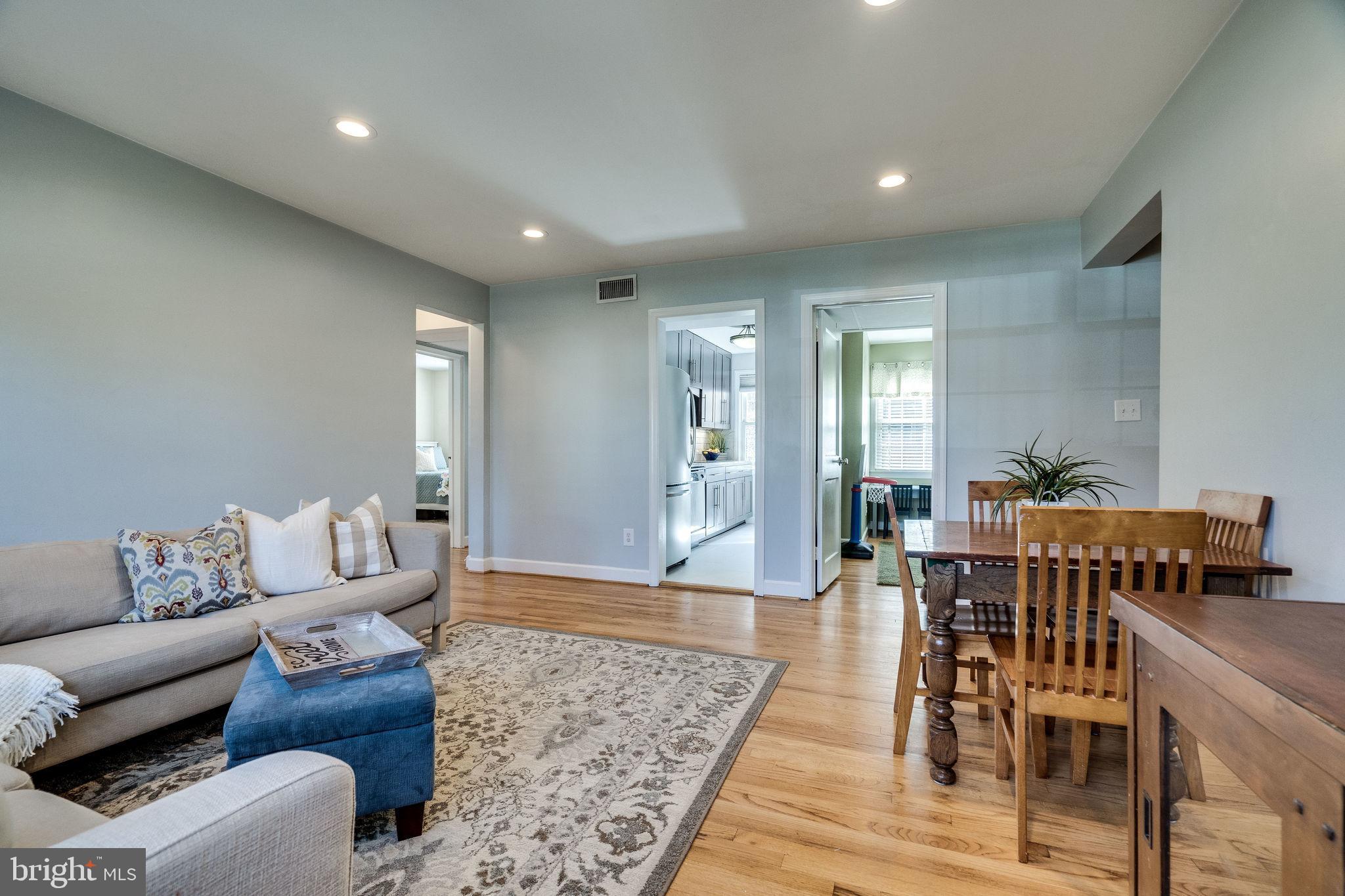 OLD TOWN ALEXANDRIA - Residential