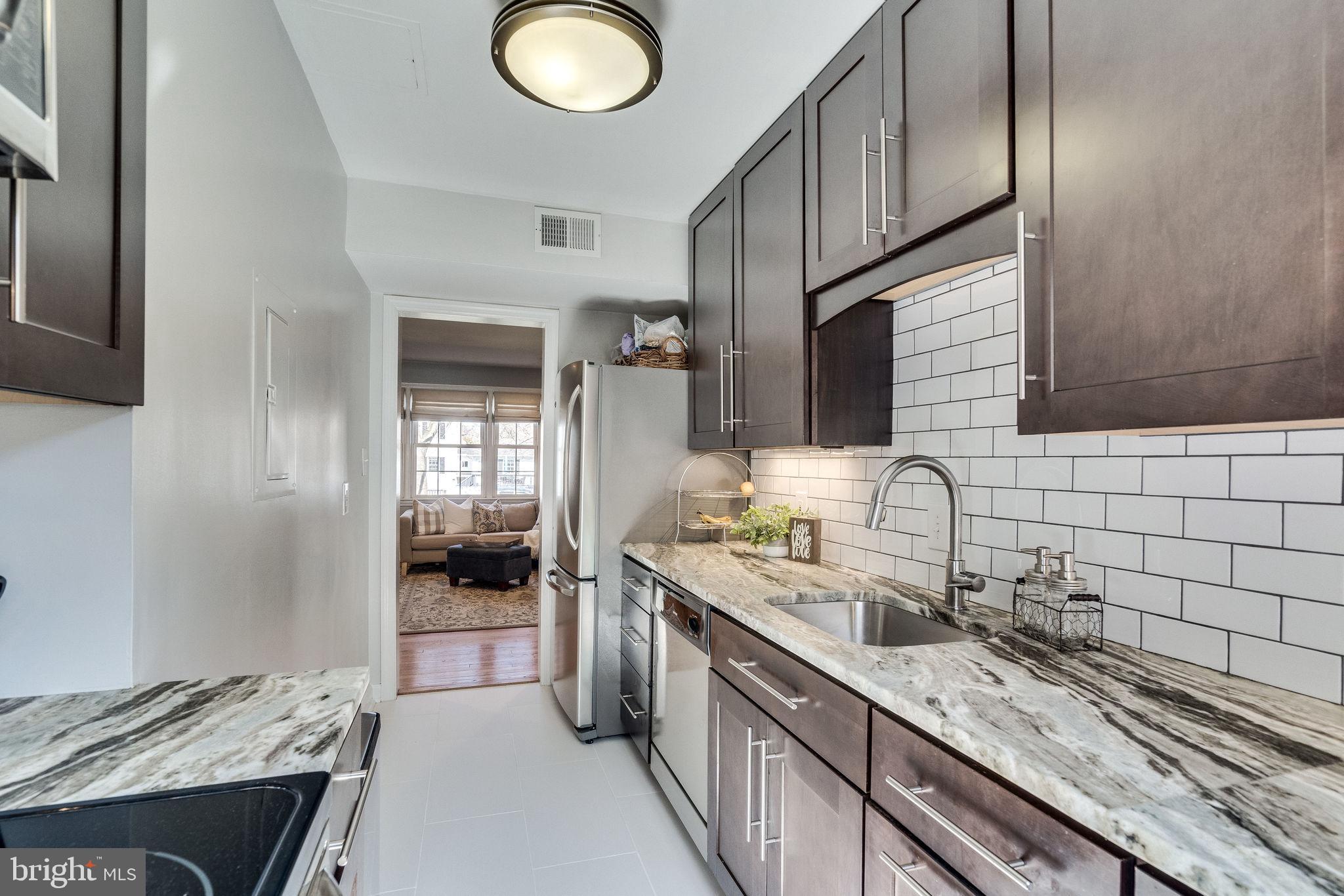 OLD TOWN ALEXANDRIA - Residential