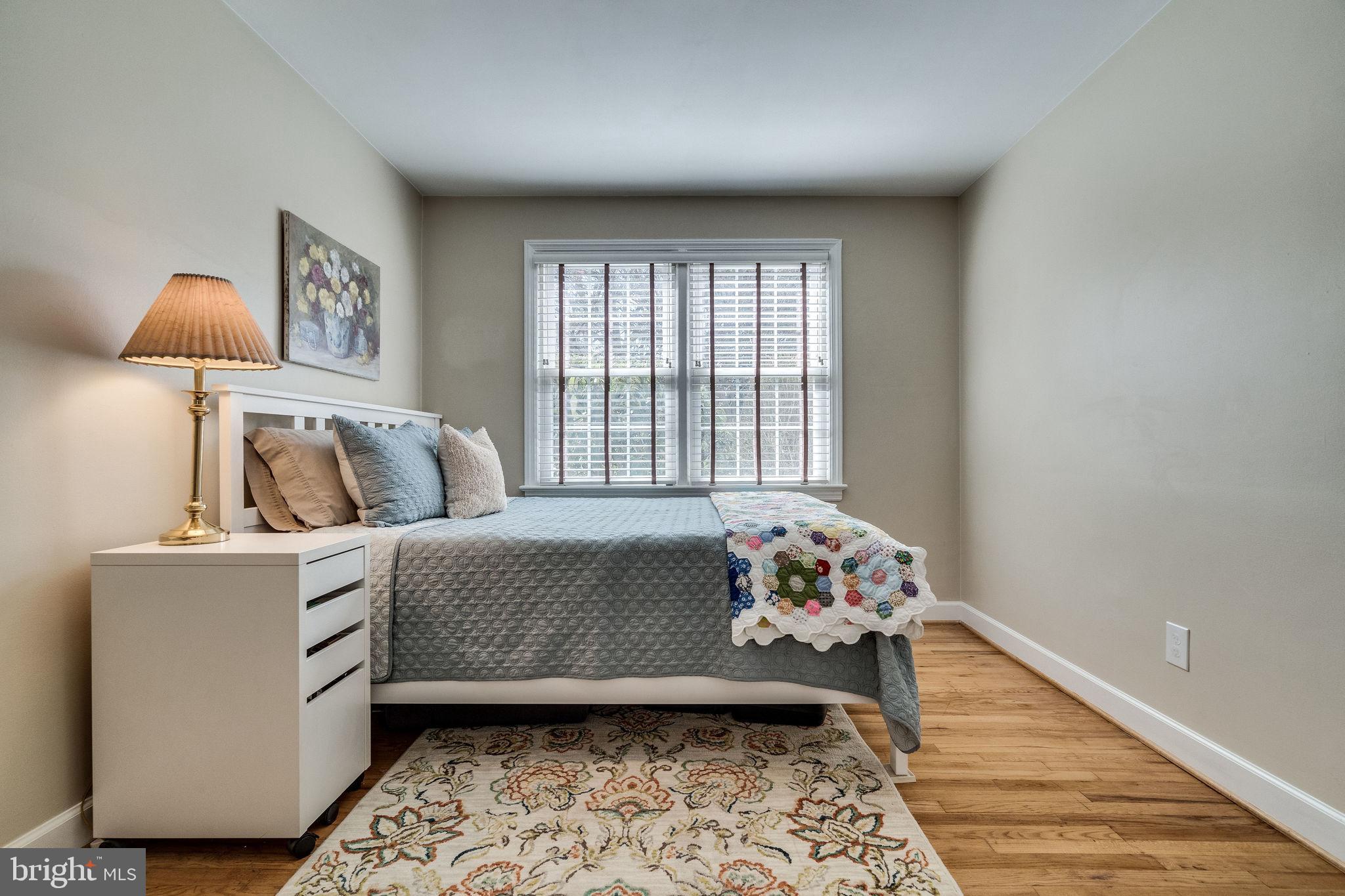 OLD TOWN ALEXANDRIA - Residential