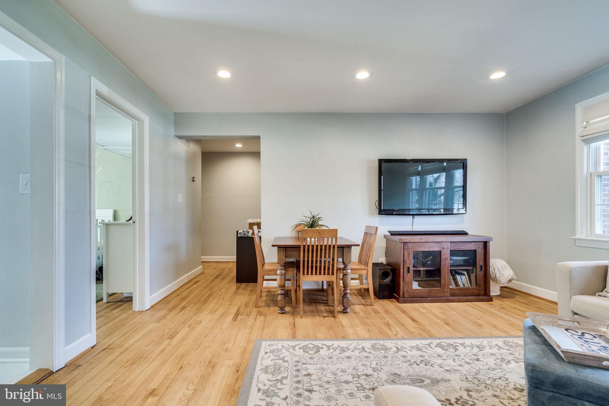 OLD TOWN ALEXANDRIA - Residential