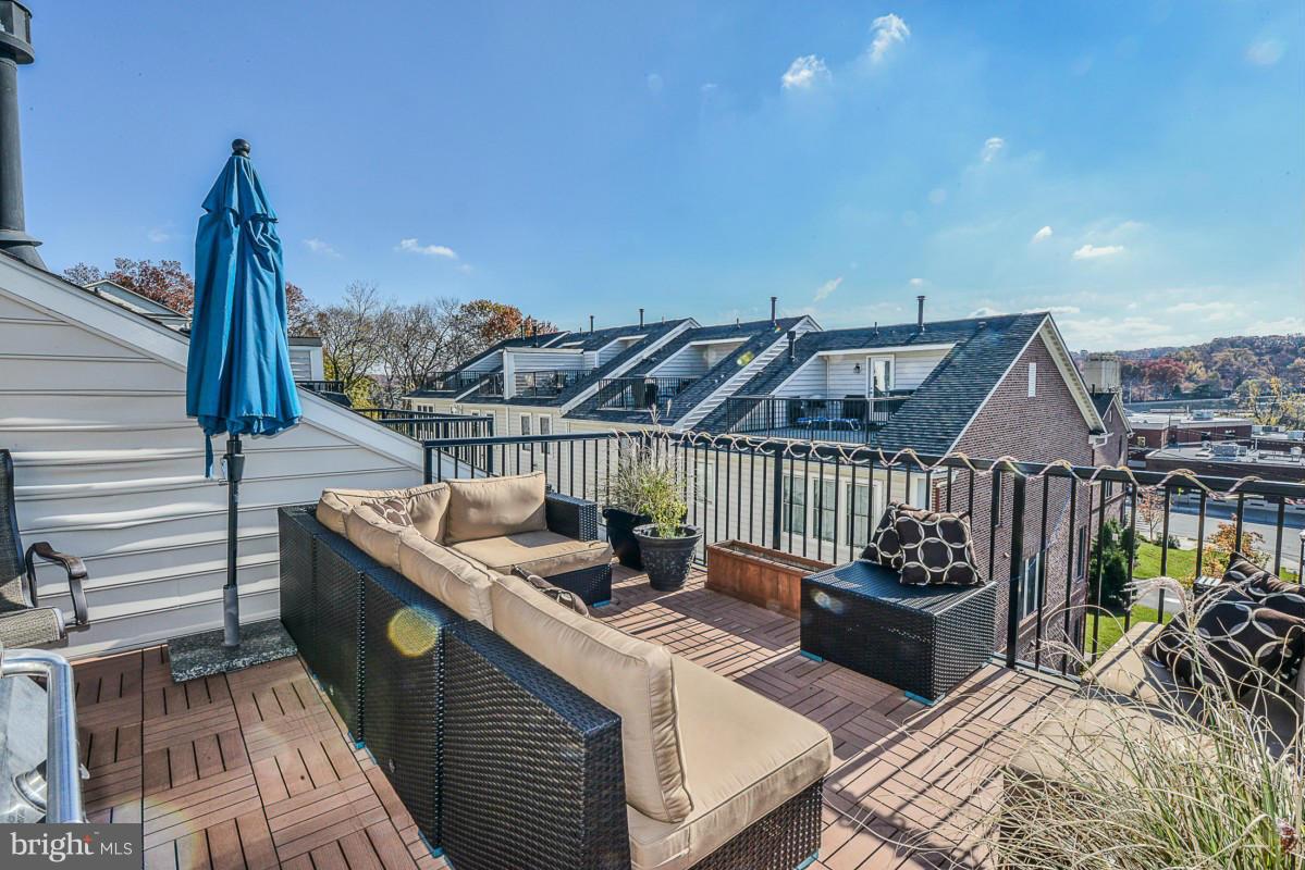 SHIRLINGTON CREST - Residential