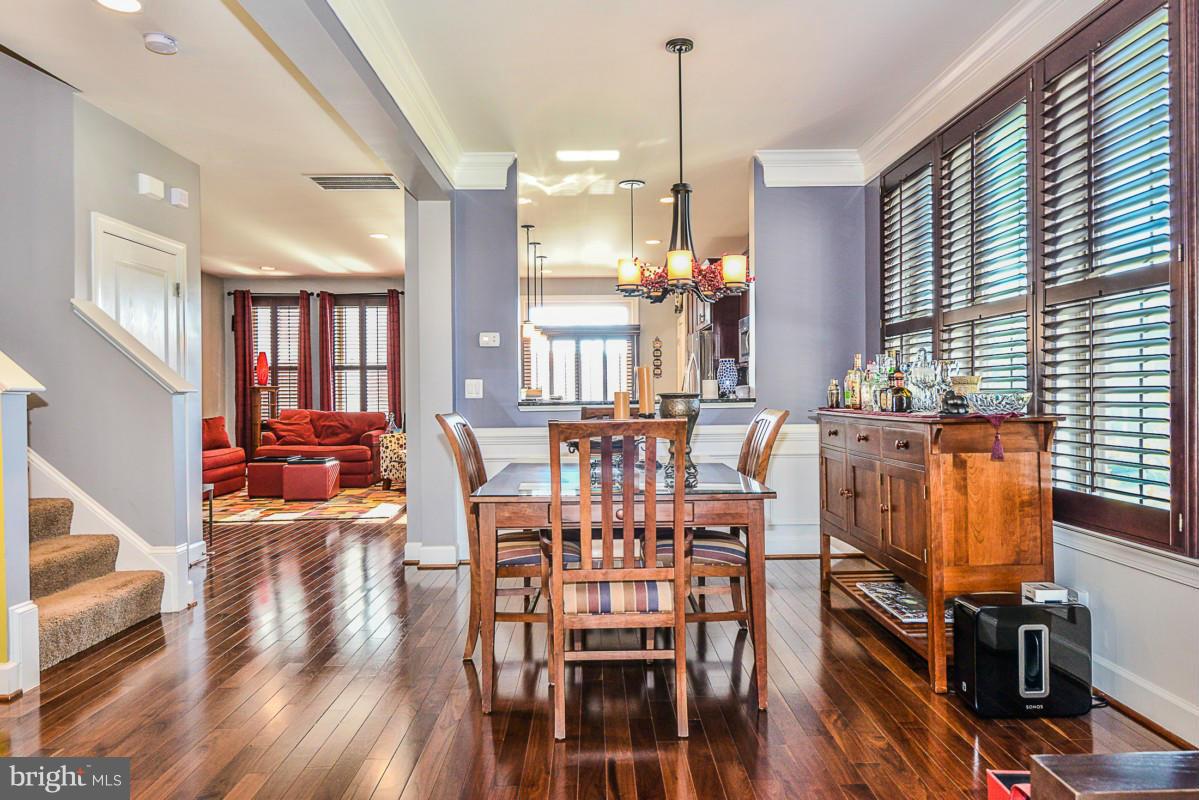 SHIRLINGTON CREST - Residential