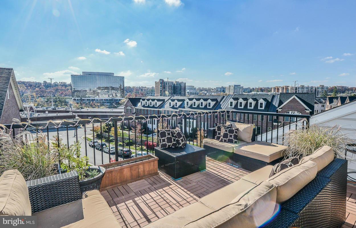 SHIRLINGTON CREST - Residential