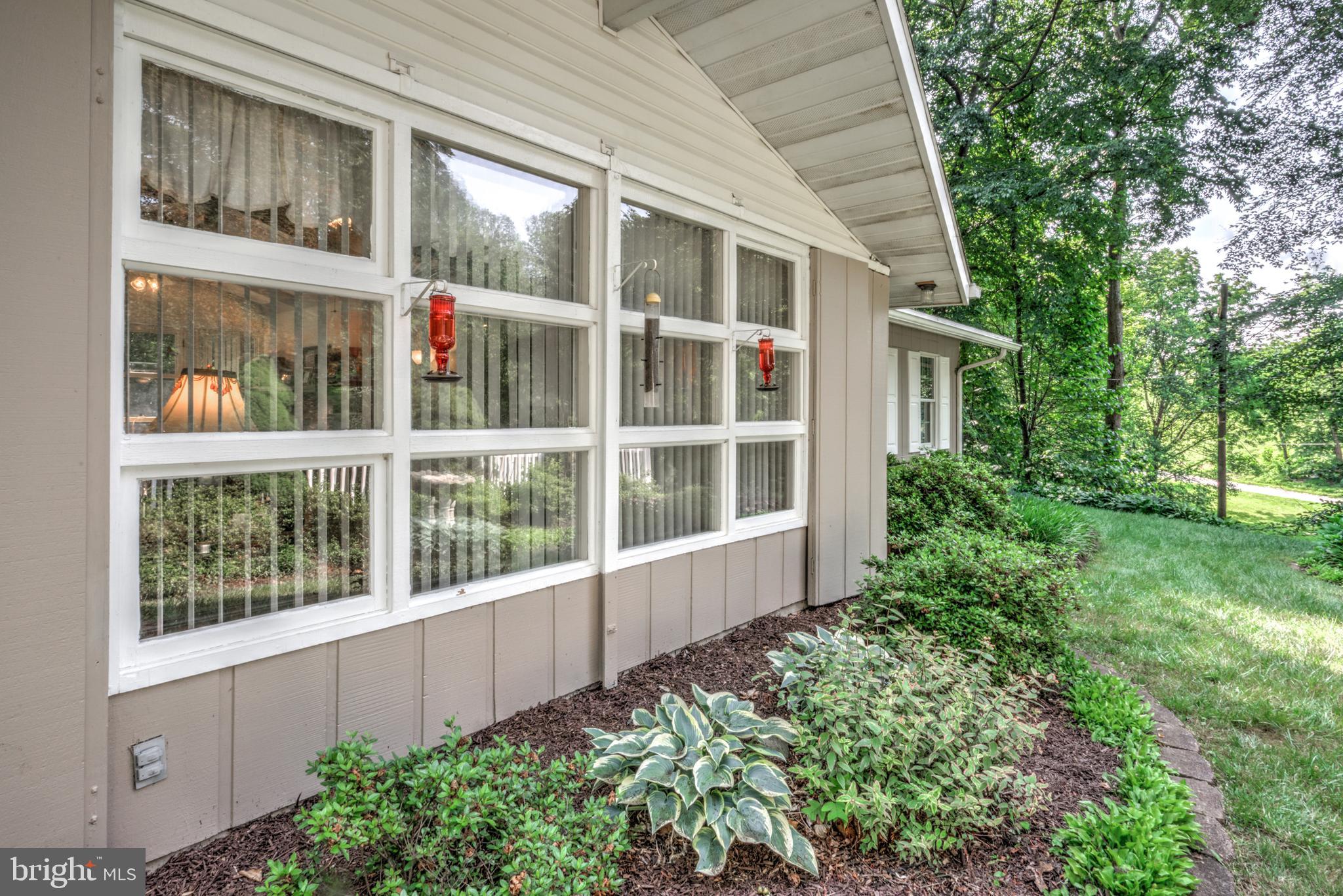 1534 BENTON HOLLOW ROAD