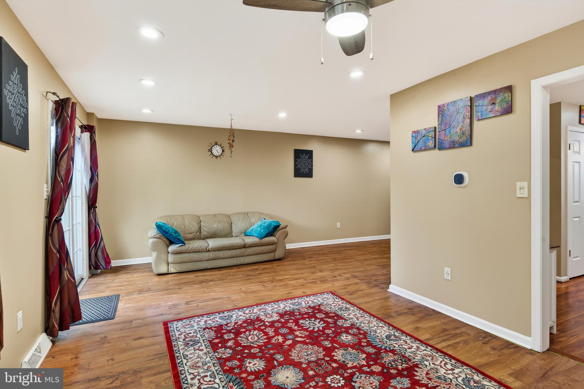 HOLLYTREE ESTS - Residential