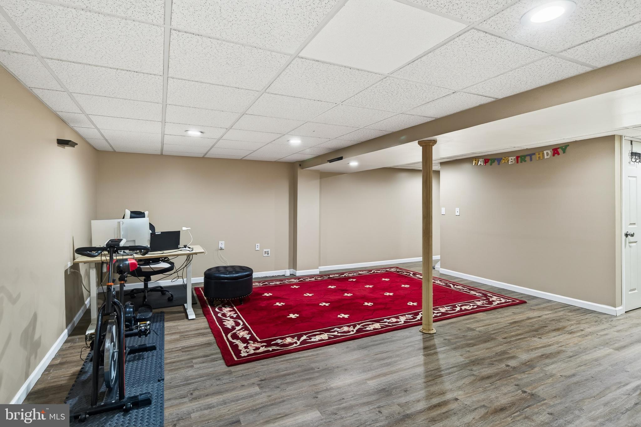 HOLLYTREE ESTS - Residential