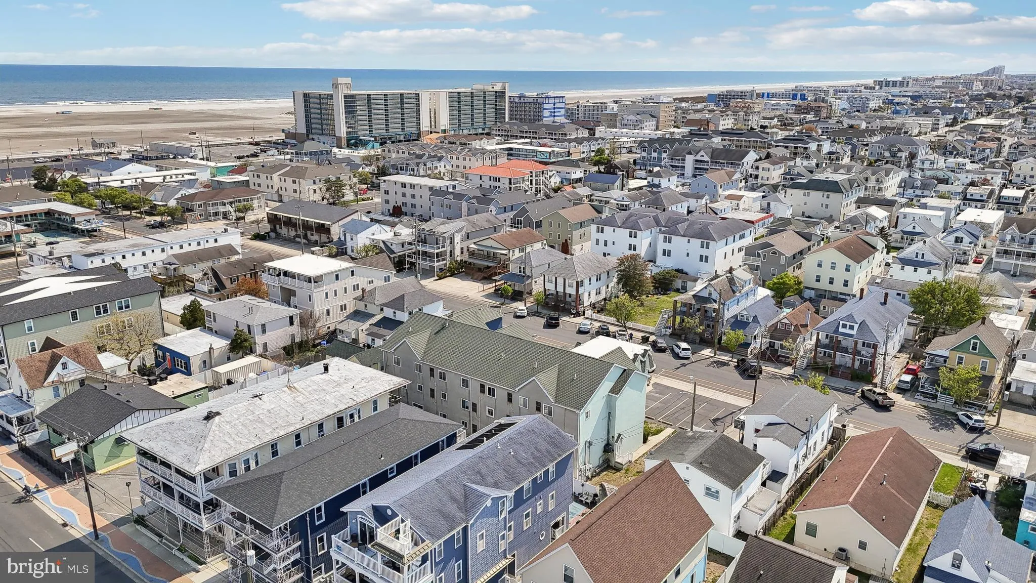 Wildwood, New Jersey 08260, United States, 4 Bedrooms Bedrooms, ,4 BathroomsBathrooms,Residential,Pending,116404