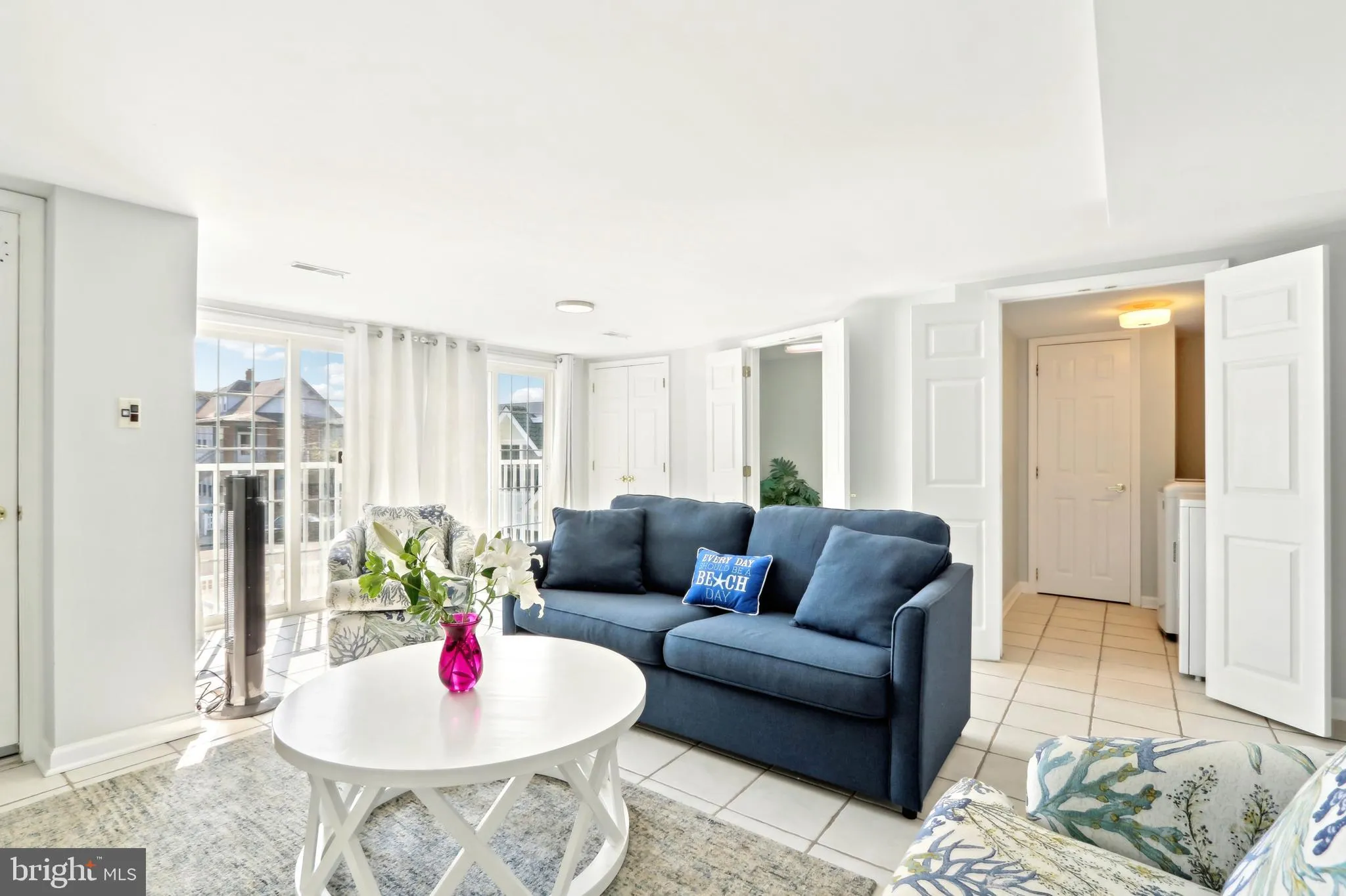 Wildwood, New Jersey 08260, United States, 4 Bedrooms Bedrooms, ,4 BathroomsBathrooms,Residential,Pending,116404