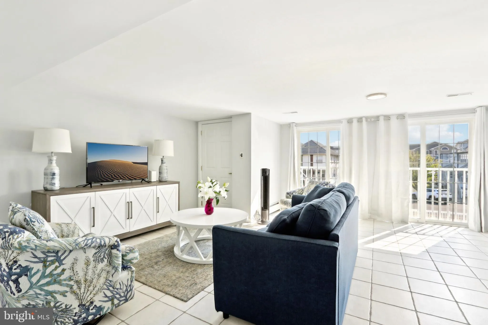 Wildwood, New Jersey 08260, United States, 4 Bedrooms Bedrooms, ,4 BathroomsBathrooms,Residential,Pending,116404