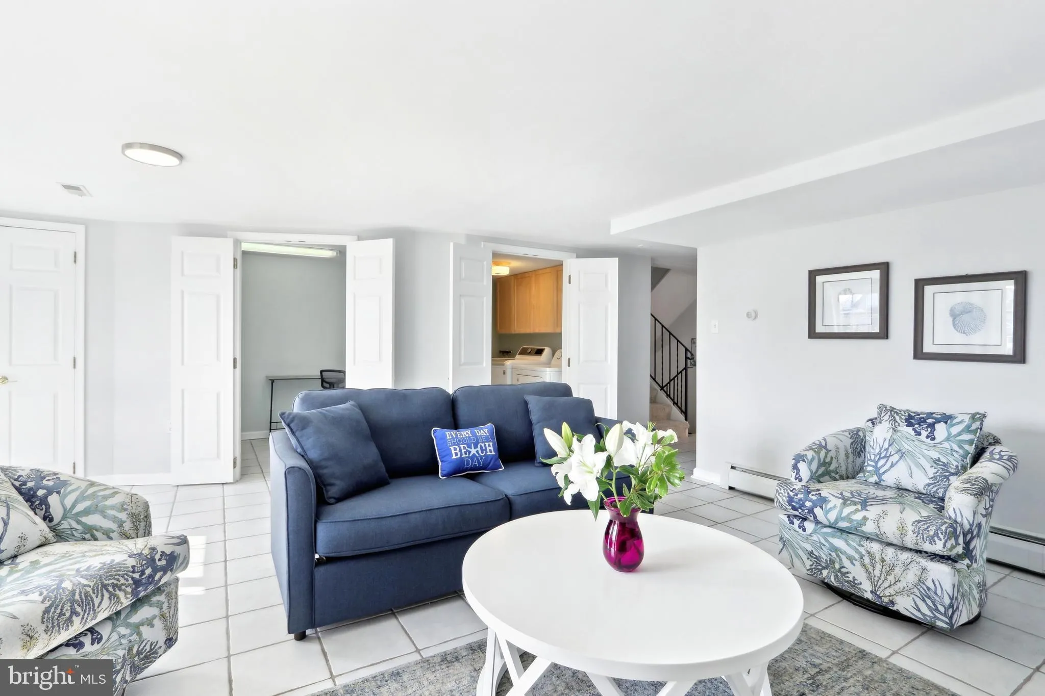 Wildwood, New Jersey 08260, United States, 4 Bedrooms Bedrooms, ,4 BathroomsBathrooms,Residential,Pending,116404