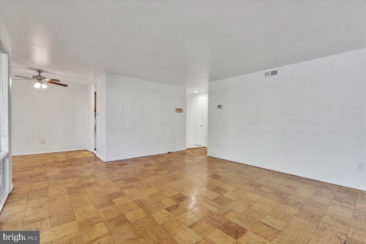 HOLLY HILL - Residential