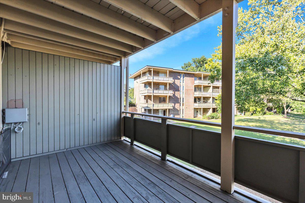 HOLLY HILL - Residential