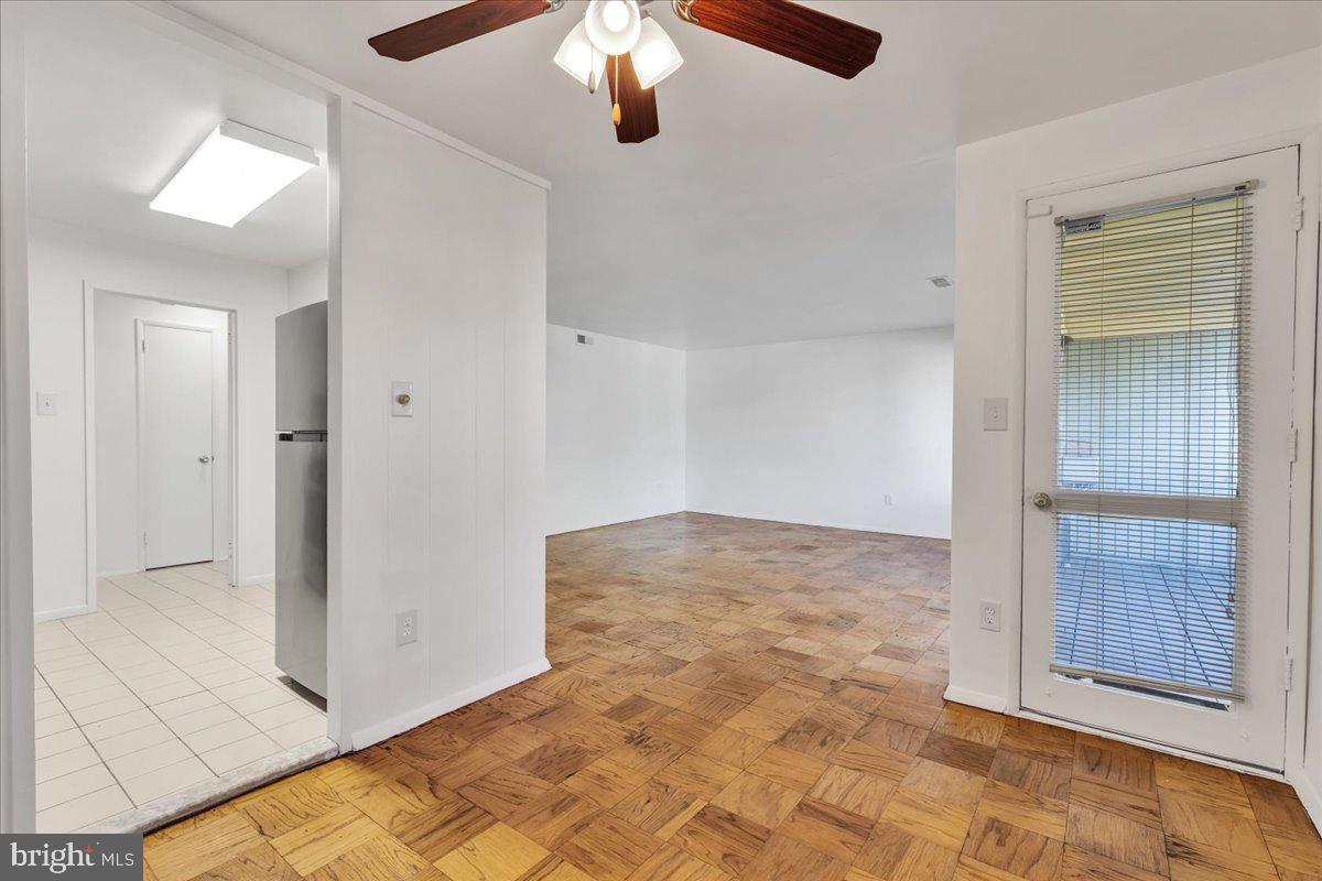 HOLLY HILL - Residential