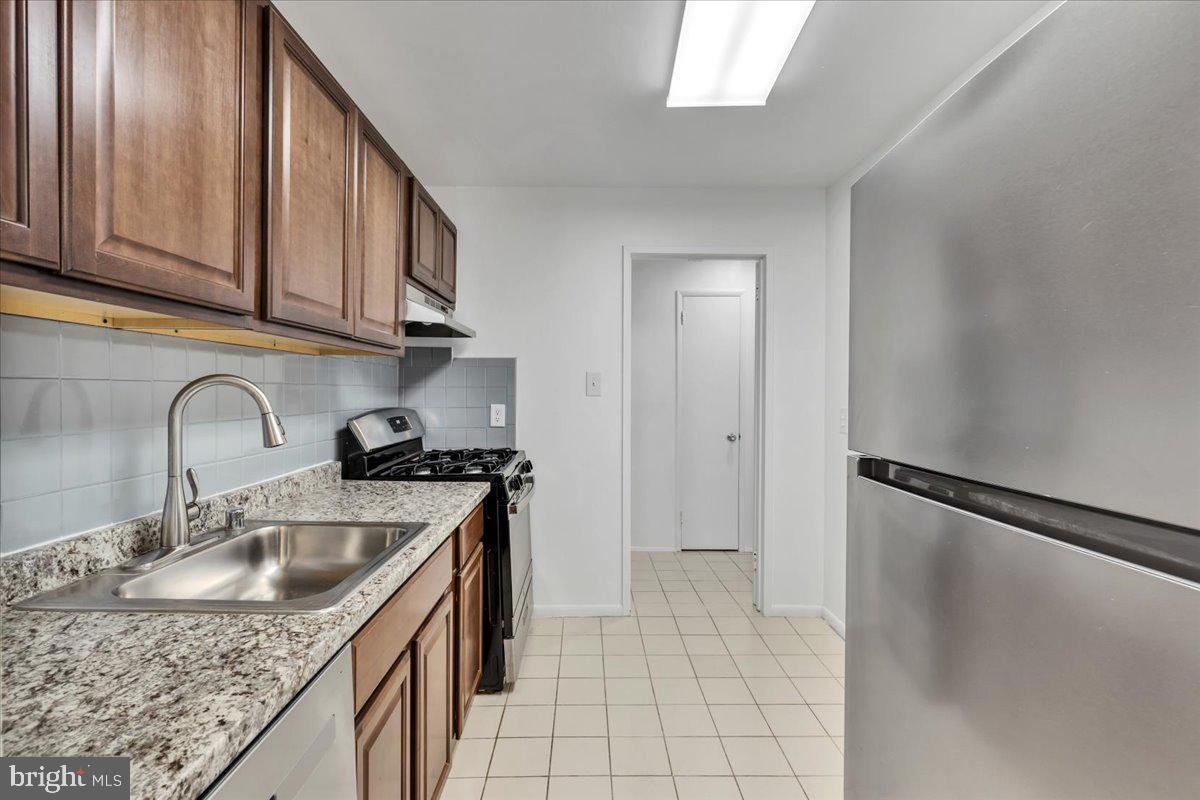 HOLLY HILL - Residential