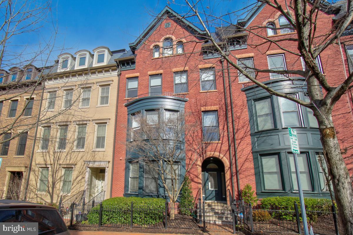 PARK POTOMAC - Residential