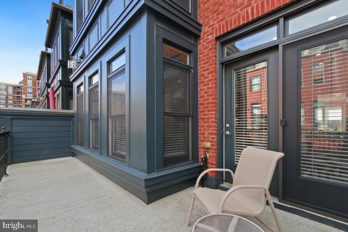 PARK POTOMAC - Residential