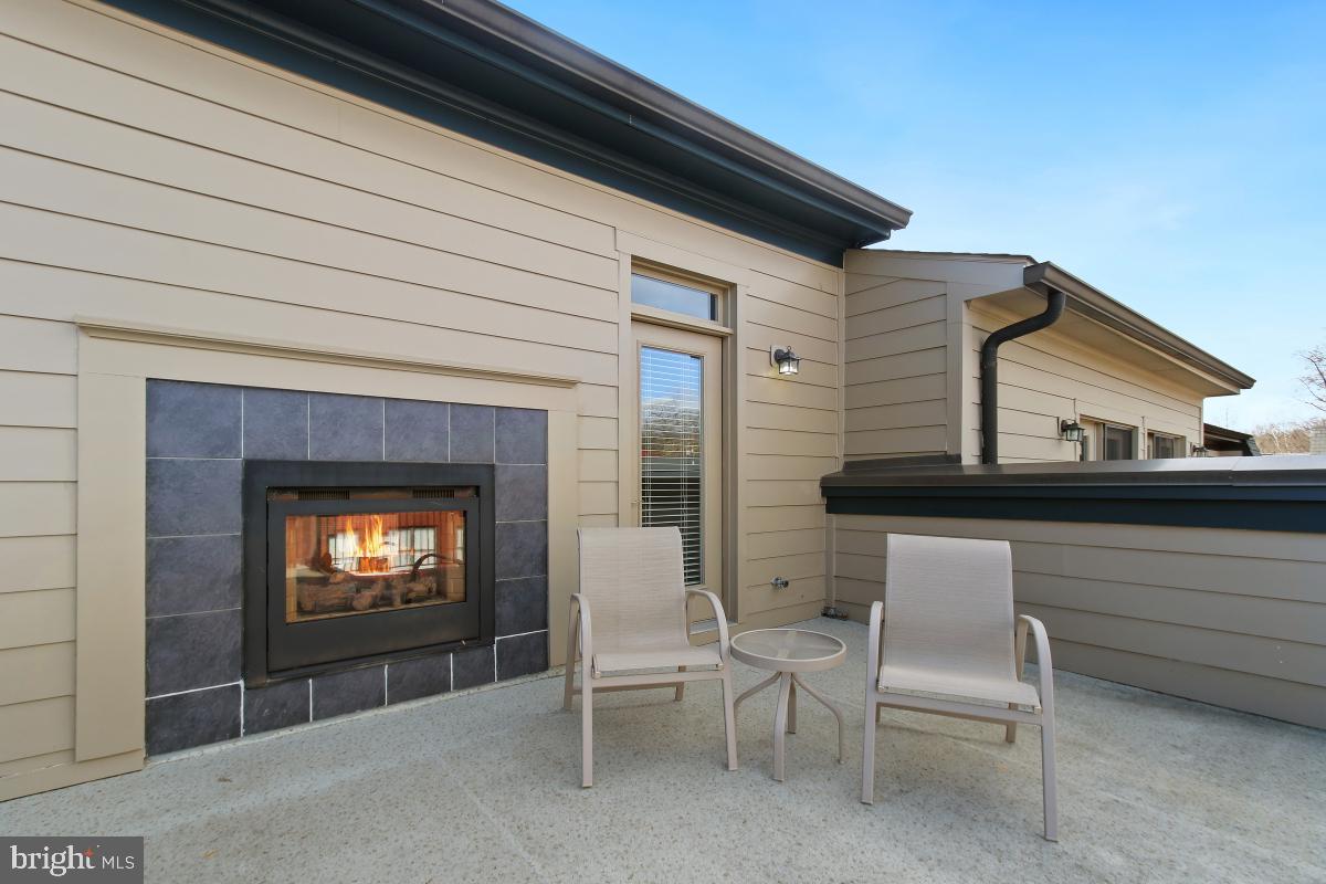 PARK POTOMAC - Residential