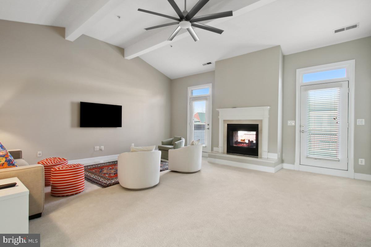 PARK POTOMAC - Residential