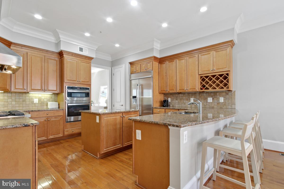 PARK POTOMAC - Residential