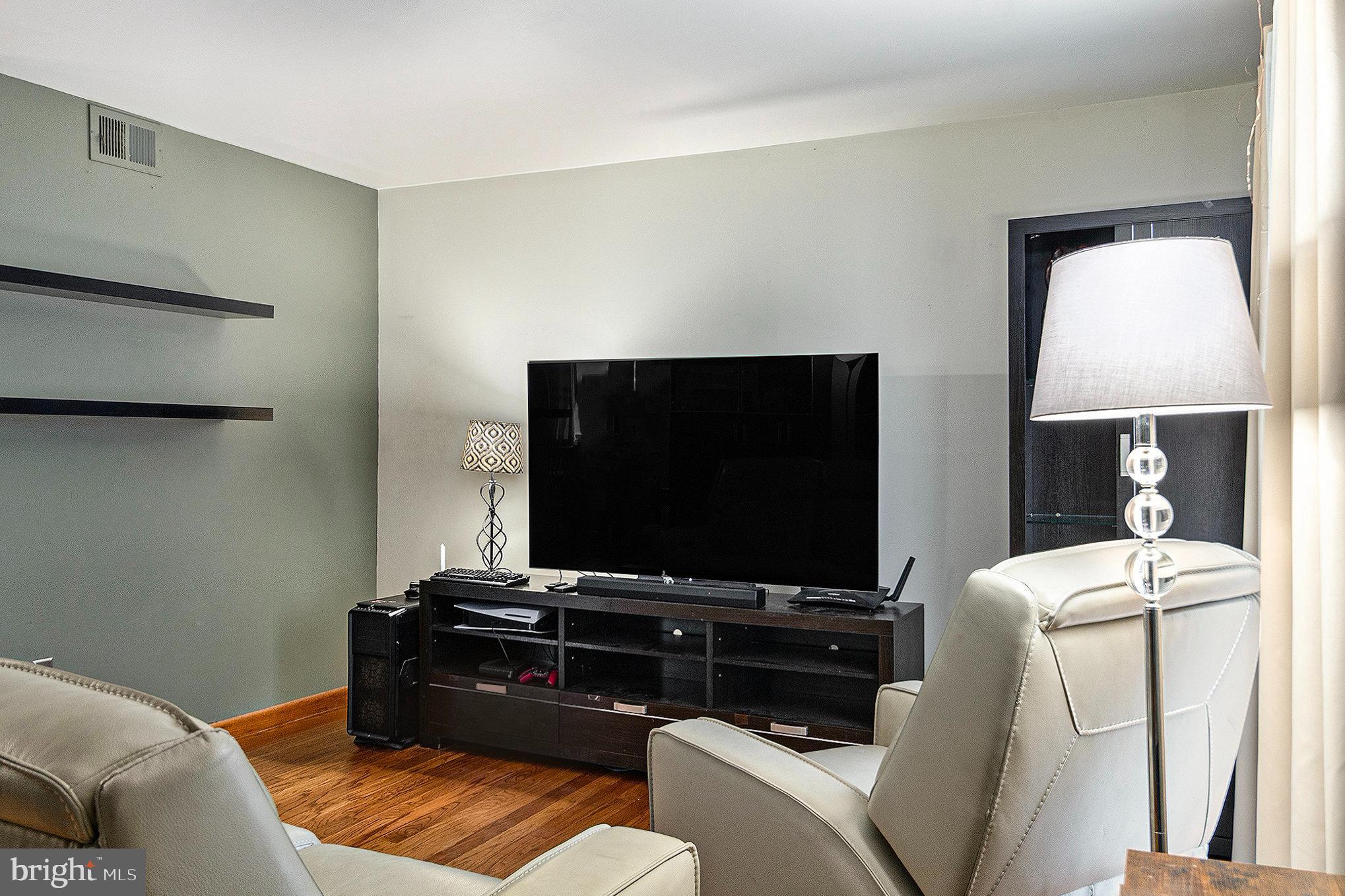 CONSHOHOCKEN - Residential