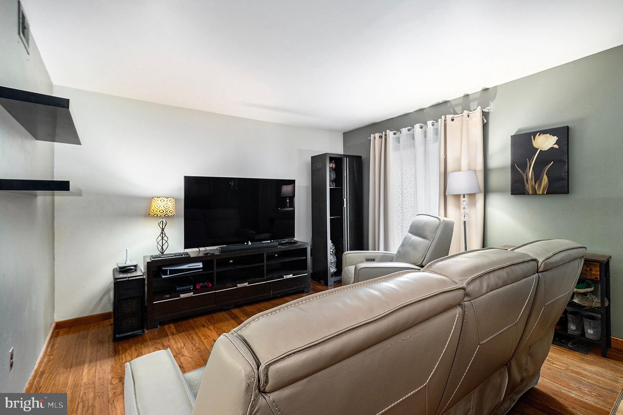 CONSHOHOCKEN - Residential