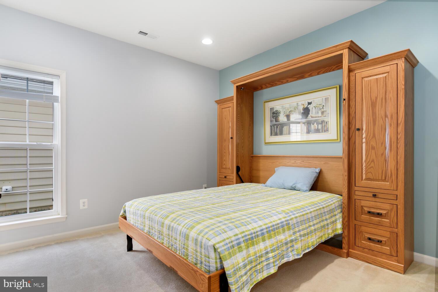 SYMPHONY VILLAGE AT CENTREVILLE - Residential