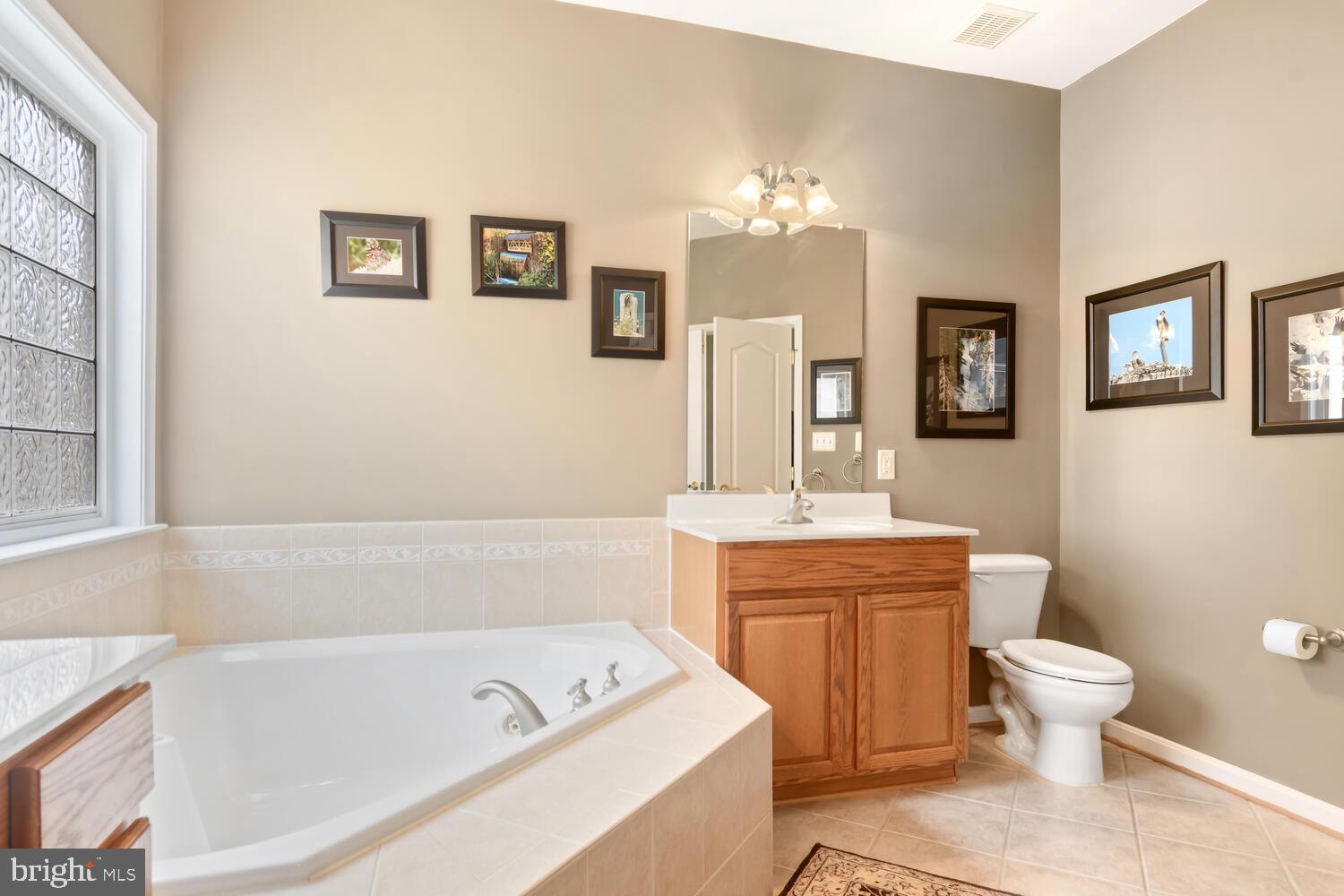 SYMPHONY VILLAGE AT CENTREVILLE - Residential