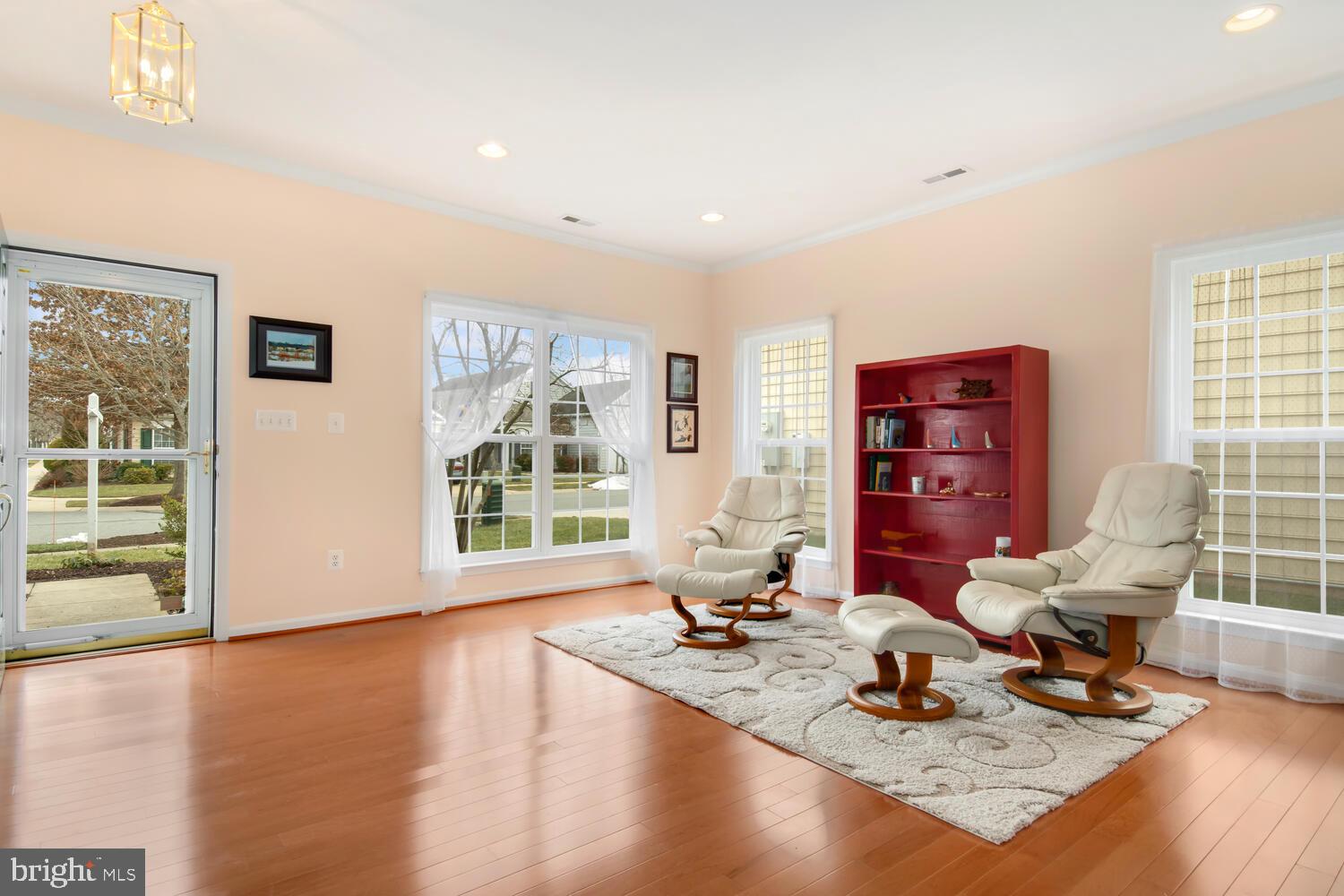 SYMPHONY VILLAGE AT CENTREVILLE - Residential