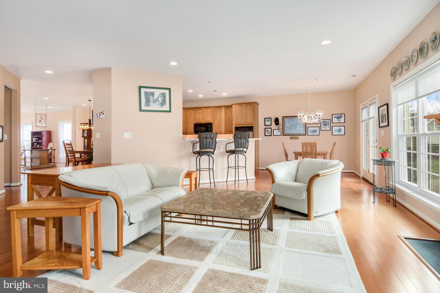 SYMPHONY VILLAGE AT CENTREVILLE - Residential