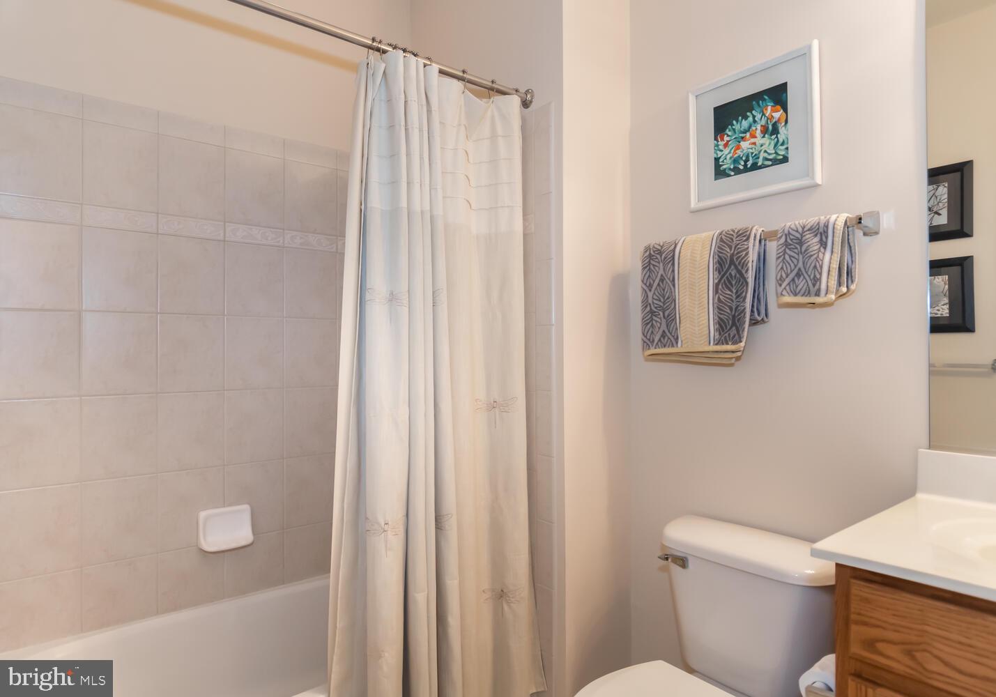 SYMPHONY VILLAGE AT CENTREVILLE - Residential