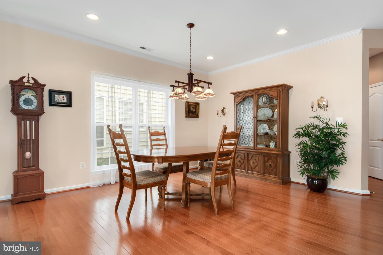 SYMPHONY VILLAGE AT CENTREVILLE - Residential