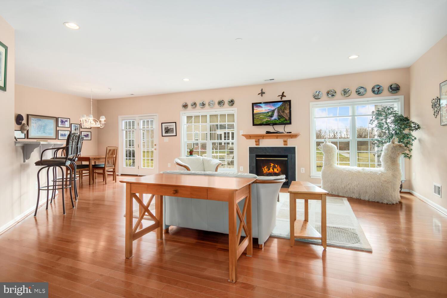 SYMPHONY VILLAGE AT CENTREVILLE - Residential