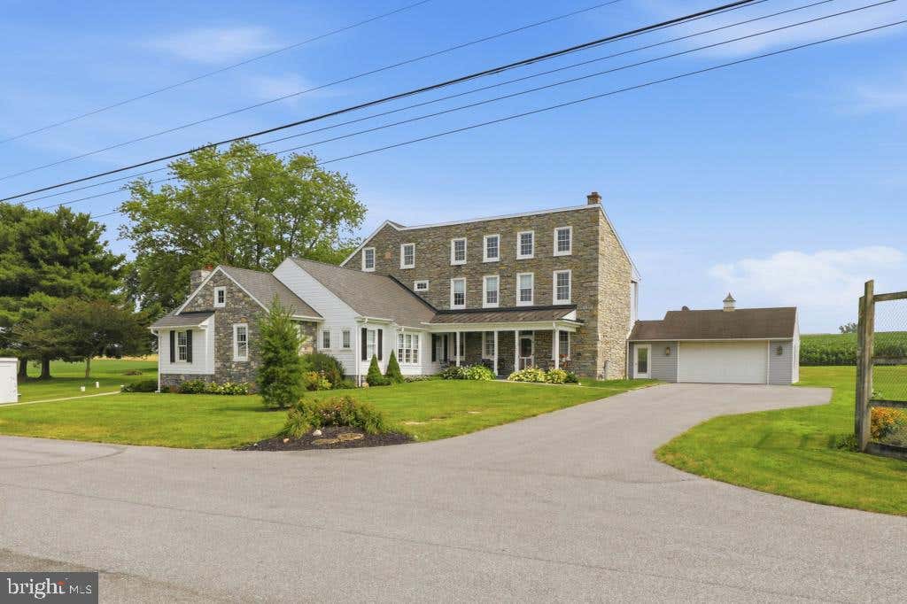 Photo of 462 Weidler Lane, MANHEIM, PA 17545 (MLS # PALA2093160)