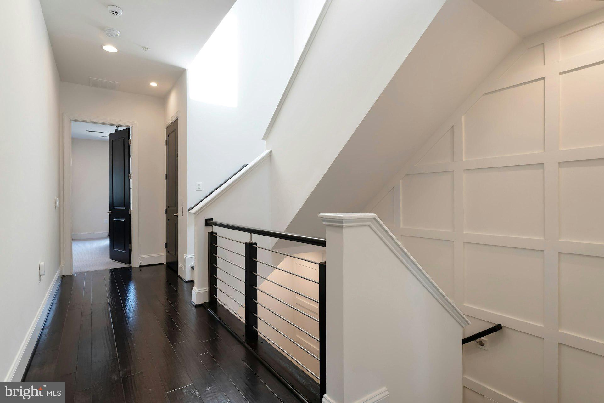 ONE LOUDOUN - Residential