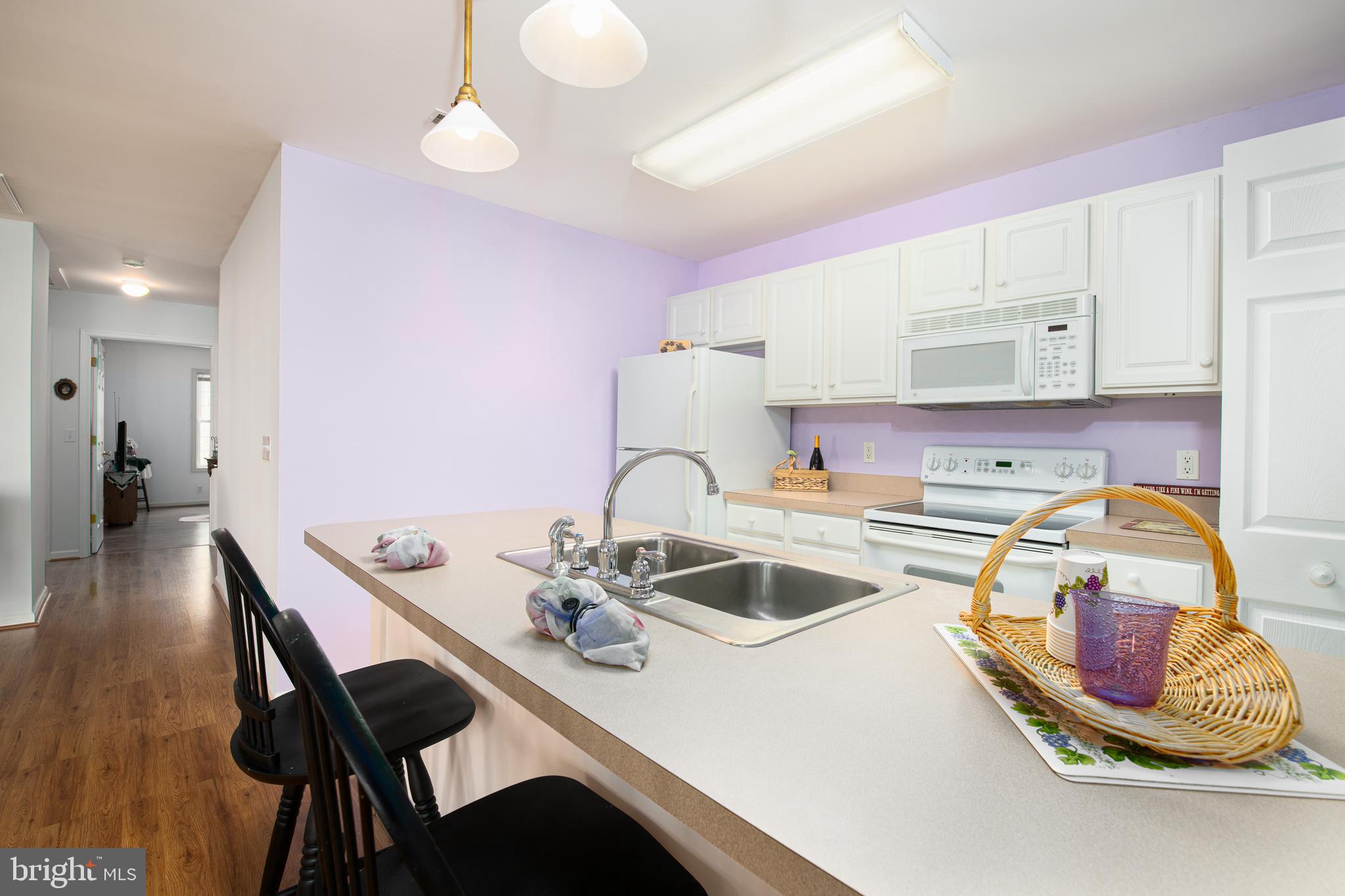 AVALON RETIREMENT COMM - Residential