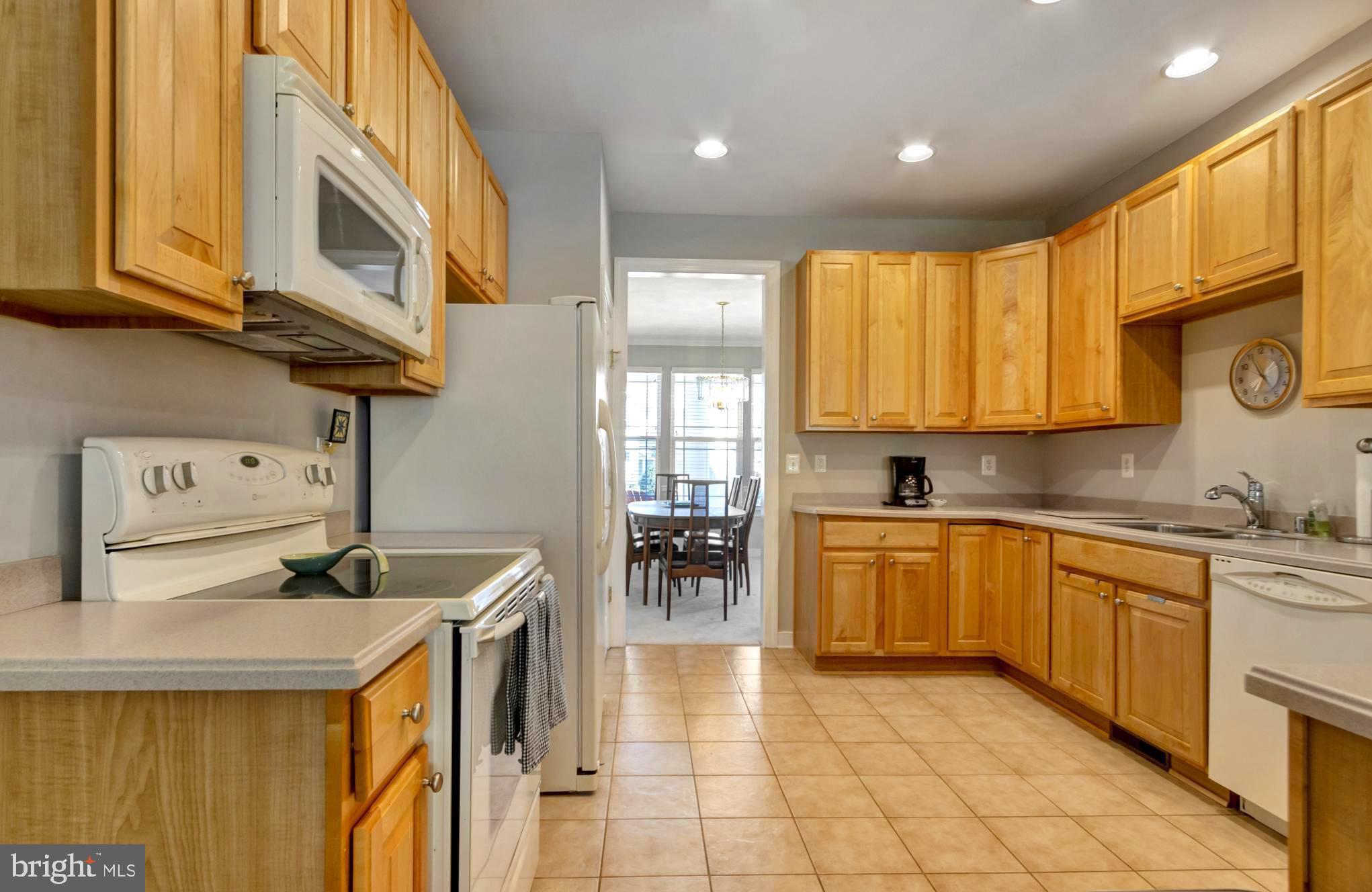 VILLAGES OF FIVE POINTS-WEST - Residential