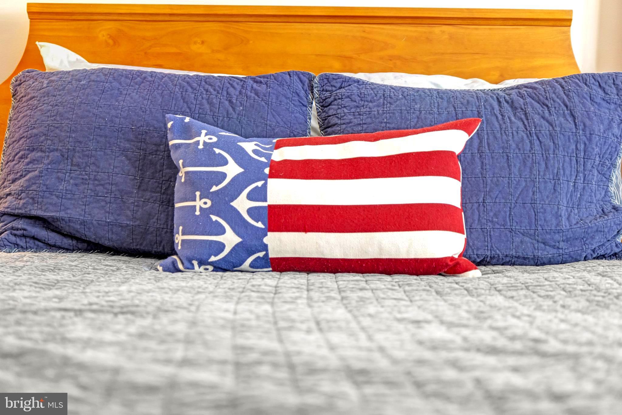 VILLAGES OF FIVE POINTS-WEST - Residential