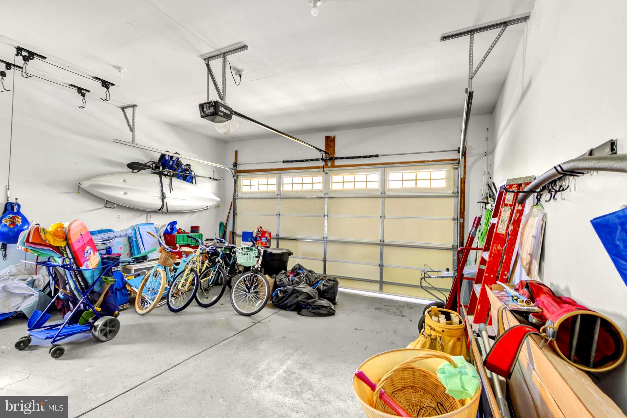 VILLAGES OF FIVE POINTS-WEST - Residential