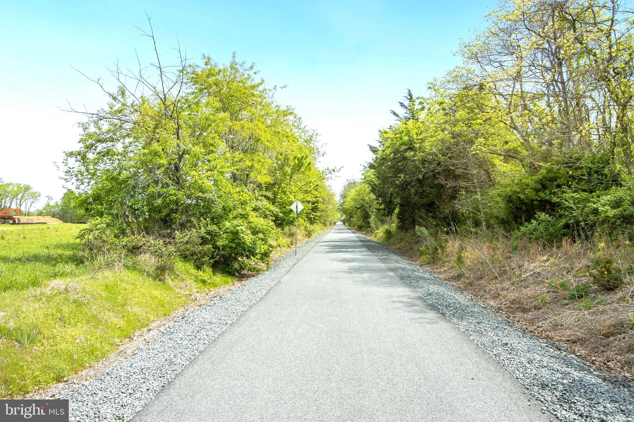 VILLAGES OF FIVE POINTS-WEST - Residential