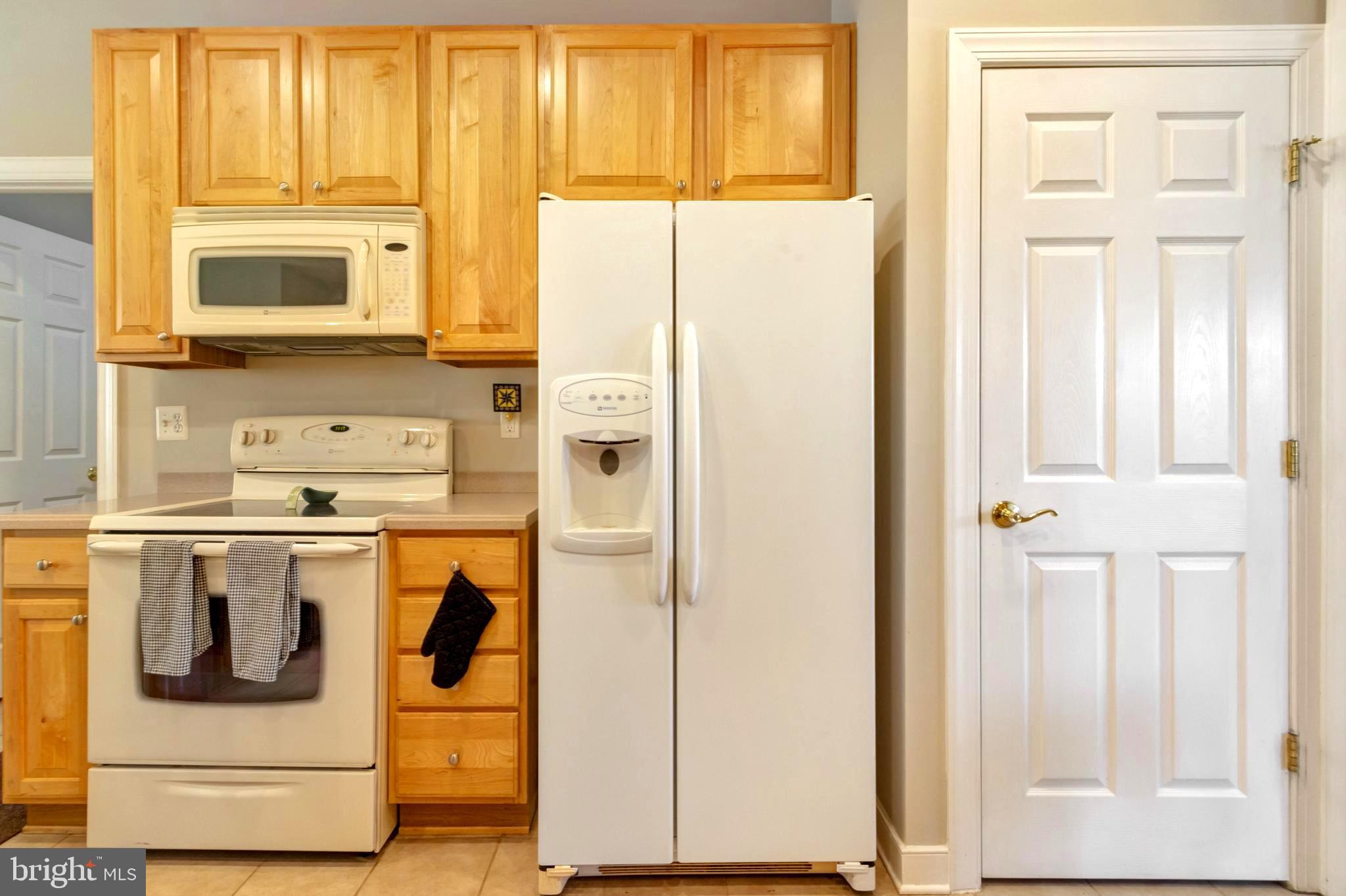 VILLAGES OF FIVE POINTS-WEST - Residential