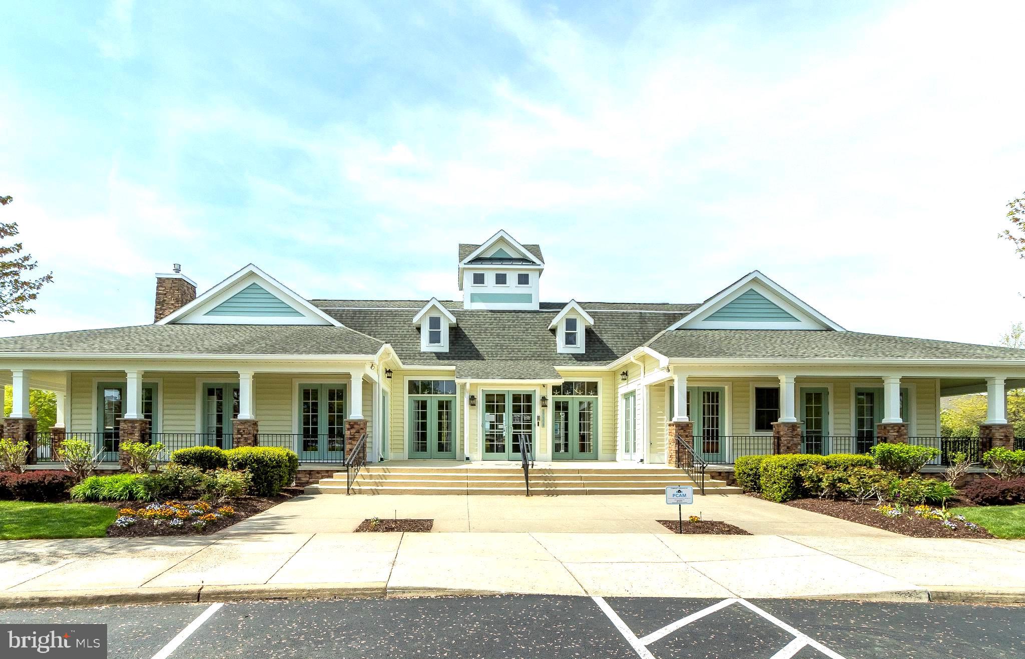 VILLAGES OF FIVE POINTS-WEST - Residential