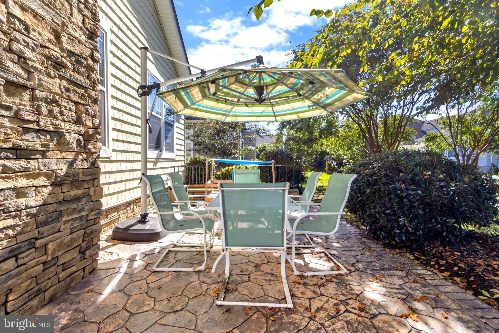 VILLAGES OF FIVE POINTS-WEST - Residential